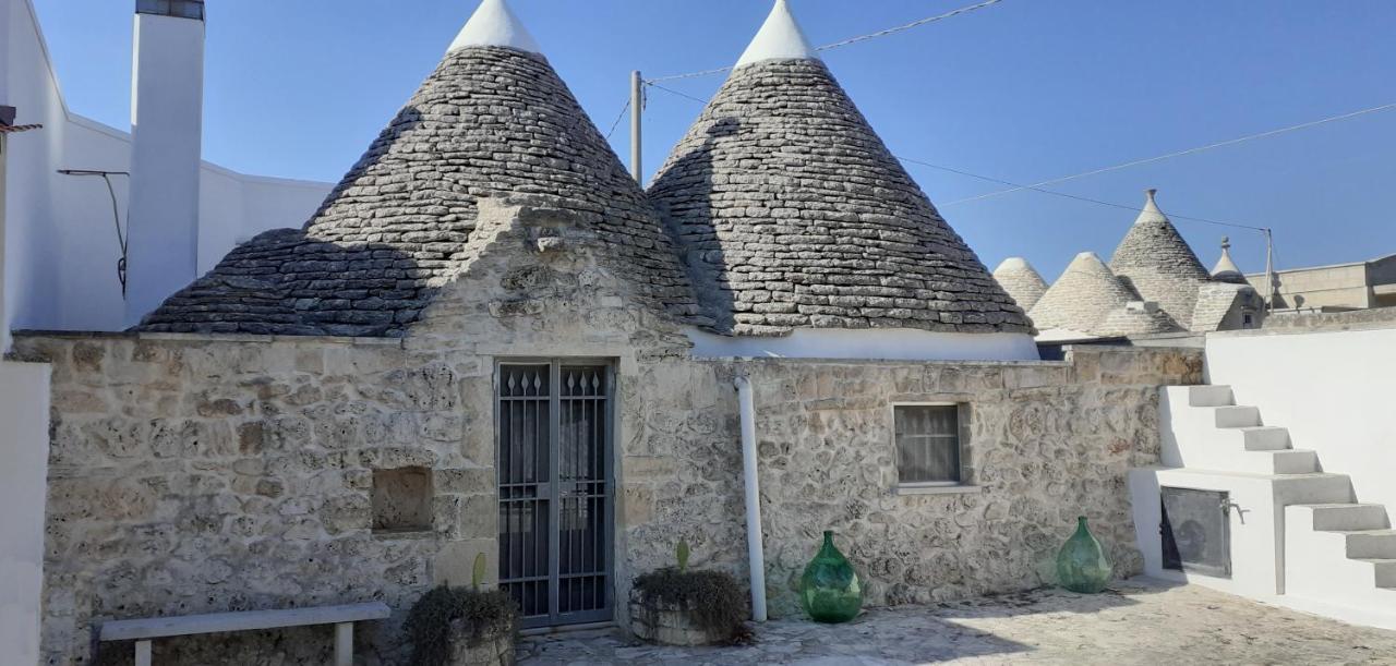 マルティナ・フランカ Trullo Genistaヴィラ エクステリア 写真